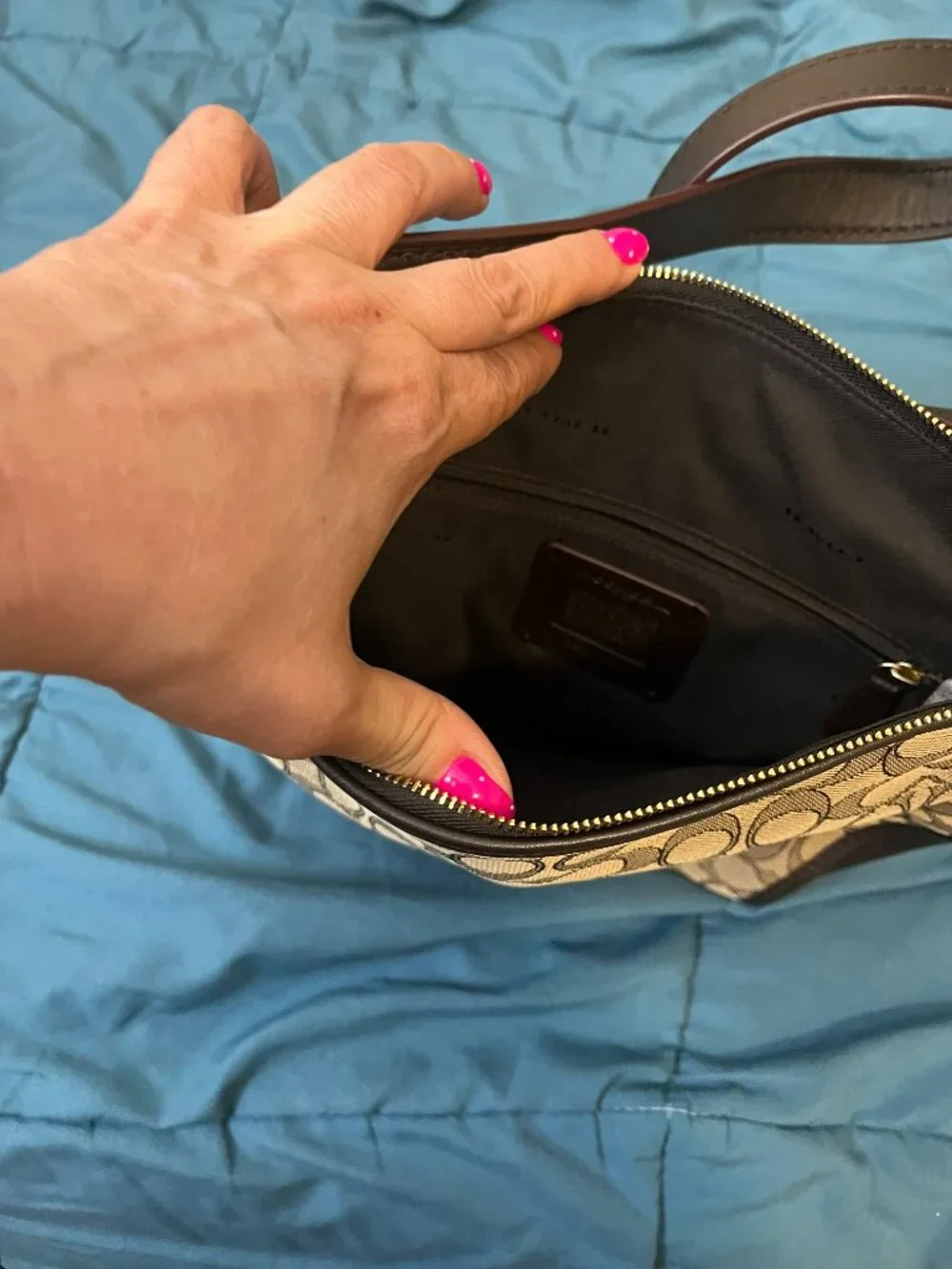 COACH CROSSBODY BAG-NEVER USED